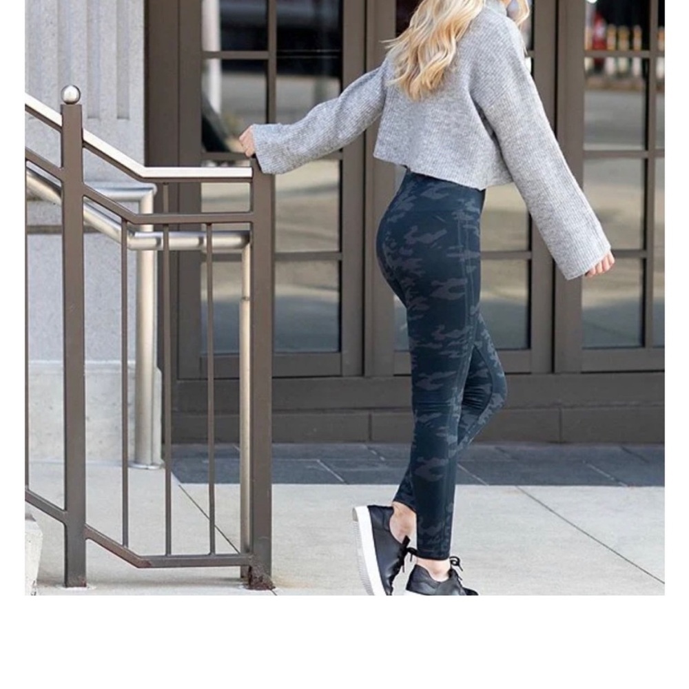 Spend camo look at me leggings, xs